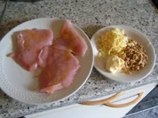 Rezept: Putenschnitzel mit Kรคse-Walnuรkruste Putenschnitzel mit Kรคse-Walnuรkruste - Rezept