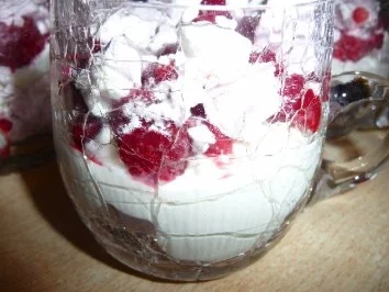 Rezept: Himbeer - Baiser - Quarkspeise Himbeer - Baiser - Quarkspeise - Rezept