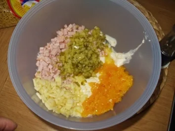 Rezept: Wenn sich die Nudel in die Salatsoße legt.... Bild Nr. 9 Wenn sich die Nudel in die Salatsoße legt.... - Rezept - Bild Nr. 9