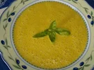 Möhrenrahmsuppe mit Basilikum - Rezept