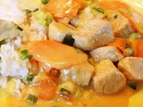 rotes Thai-Curry Huhn in Kokossoße - Rezept