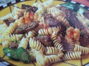 Scharfe Rindfleischstreifen mit Nudeln - Rezept