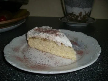 Bananen-Biskuit mit Kokoscreme - Rezept