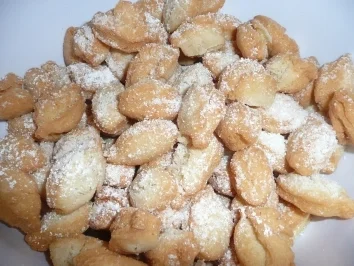 Rezept: Mutzemandeln Fettgebäck Mutzemandeln Fettgebäck - Rezept