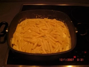 Nudeln (Penne) in Gorgonzolasoße - Rezept - Bild Nr. 3