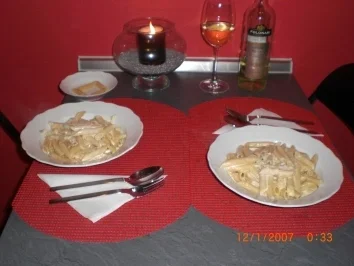 Nudeln (Penne) in Gorgonzolasoße - Rezept - Bild Nr. 4