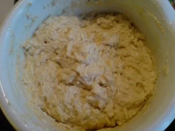 Rezept: Kleingebäck Quarkmutzen mit Mandeln und Äpfeln Bild Nr. 3 Kleingebäck Quarkmutzen mit Mandeln und Äpfeln - Rezept - Bild Nr. 3