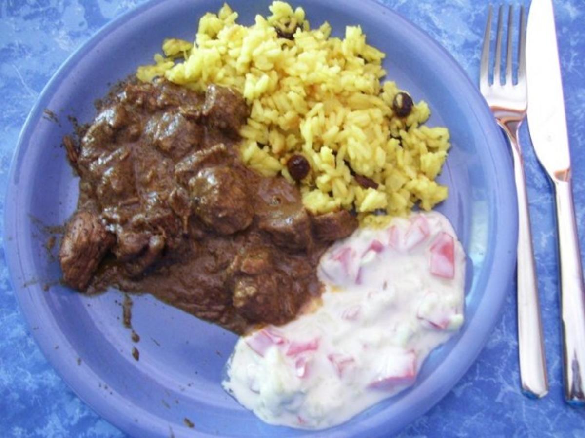 Lammcurry Mit Dal Reis Und Nan Rezept Kochbar De