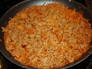 Bolognesesoße; Klassiker mit Hackfleisch - Rezept - Bild Nr. 2