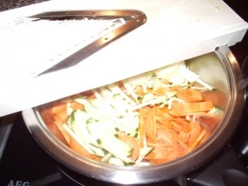 Rezept: Gemüseauflauf mit Gnochi Gemüseauflauf mit Gnochi - Rezept