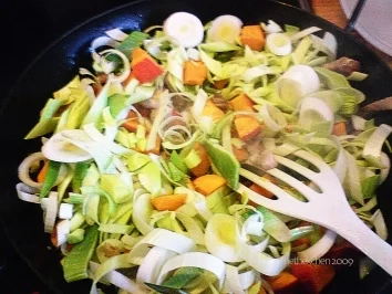 Rezept: Hokkaidokürbis-Geschnetzeltes Hokkaidokürbis-Geschnetzeltes - Rezept