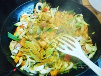 Rezept: Hokkaidokürbis-Geschnetzeltes Hokkaidokürbis-Geschnetzeltes - Rezept