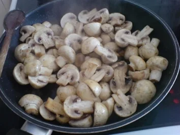 Rezept: Herzhafter Kasseler-Pilzragout Bild Nr. 9 Herzhafter Kasseler-Pilzragout - Rezept - Bild Nr. 9