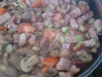 Rezept: Herzhafter Kasseler-Pilzragout Bild Nr. 15 Herzhafter Kasseler-Pilzragout - Rezept - Bild Nr. 15