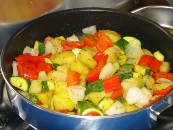 Rezept: Gemüsepfanne Bild Nr. 2 Gemüsepfanne - Rezept - Bild Nr. 2