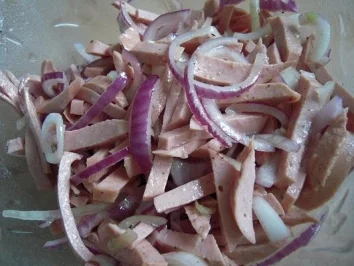 Rezept: Wurstsalat á lá Elke Bild Nr. 3 Wurstsalat á lá Elke - Rezept - Bild Nr. 3