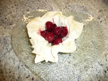 Filoteigtörtchen mit Obst - Rezept