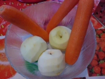 Rezept: Möhren-Apfel-Salat Möhren-Apfel-Salat - Rezept