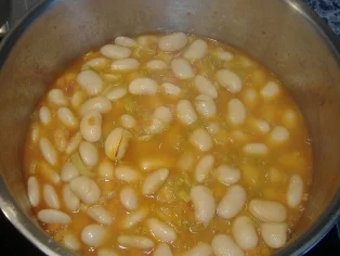 Weisse Bohnen mit Hühnchen - Rezept