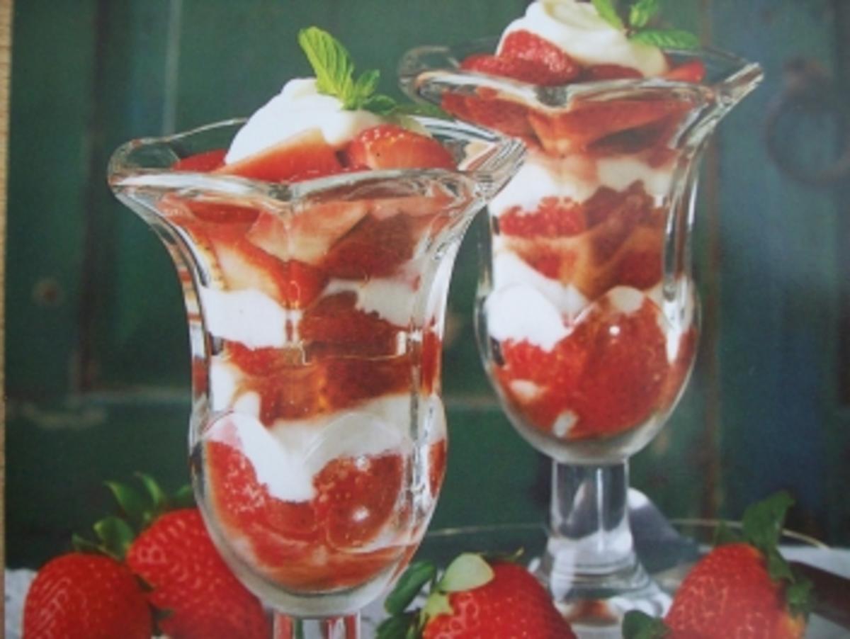 Erdbeertraum mit Erdbeeren und Zucker braun Rohzucker - Rezept mit Bild ...