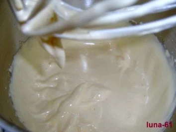 Rezept: NUSSKUCHEN - ganz ohne Mehl Bild Nr. 3 NUSSKUCHEN - ganz ohne Mehl - Rezept - Bild Nr. 3