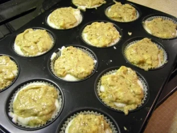 Rezept: Muffins: Apfel-Nuss mit Kokos-Creme-Füllung Muffins: Apfel-Nuss mit Kokos-Creme-Füllung - Rezept