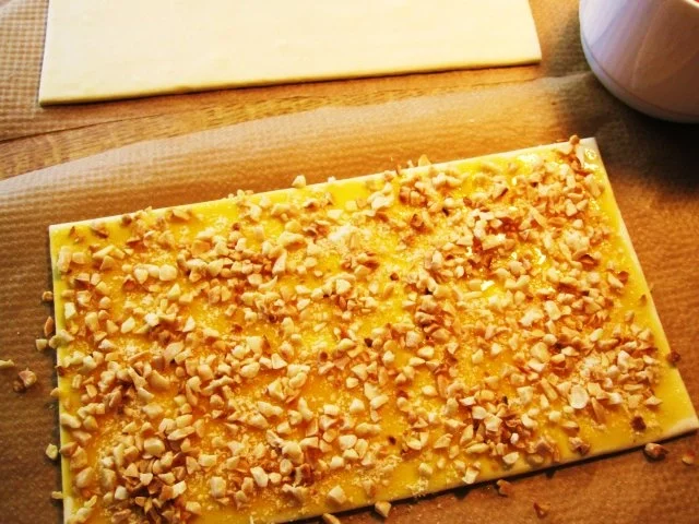 Rezept: Nuß-Käsestangen Bild Nr. 3 Nuß-Käsestangen - Rezept - Bild Nr. 3