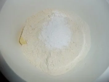 Quarktorte mit Baiserhaube - Rezept - Bild Nr. 7