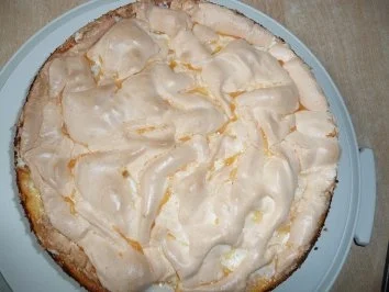 Quarktorte mit Baiserhaube - Rezept