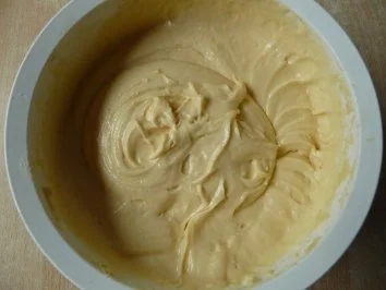 Rezept: Eierlikörkuchen Bild Nr. 3 Eierlikörkuchen - Rezept - Bild Nr. 3