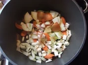 Chinesische Huehnersuppe scharf/sauer - Rezept