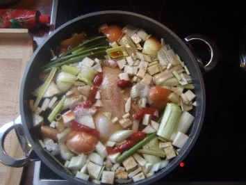 Rezept: Chinesische Huehnersuppe scharf/sauer Chinesische Huehnersuppe scharf/sauer - Rezept