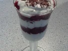 Rezept: Himbeeren mit Stracciatella-Joghurt Himbeeren mit Stracciatella-Joghurt - Rezept