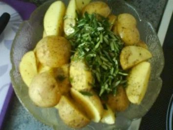 Rezept: Rosmarinkartöffelchen Bild Nr. 6 Rosmarinkartöffelchen - Rezept - Bild Nr. 6