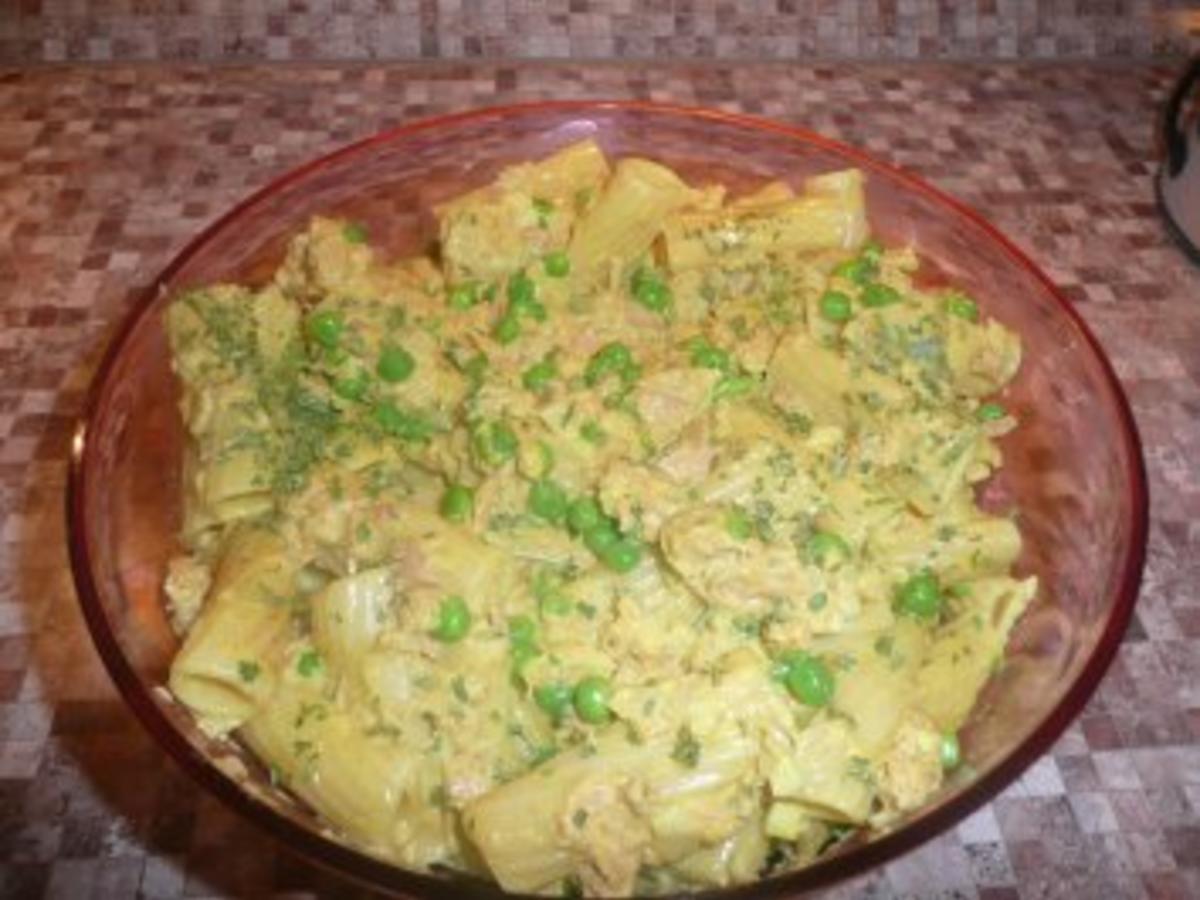 Thunfisch Nudelsalat - schnell &amp; einfach - von Jungegranny