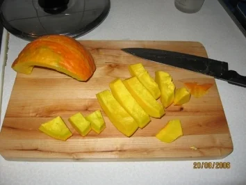 Kürbissuppe vom Hokkaido Kürbis - Rezept - Bild Nr. 2