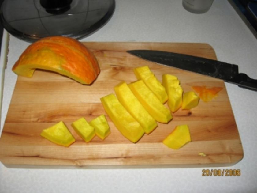 Kürbissuppe vom Hokkaido Kürbis - einfach - 23 kcal/100g