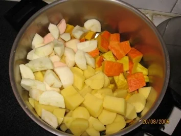 Kürbissuppe vom Hokkaido Kürbis - Rezept - Bild Nr. 3