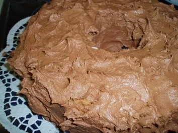 Sandkuchen mit Schokostückchen und mit DER Schokoglasur - Rezept