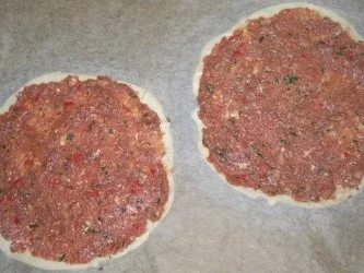 Rezept: Hauptgericht - Lahmacun Bild Nr. 3 Hauptgericht - Lahmacun - Rezept - Bild Nr. 3