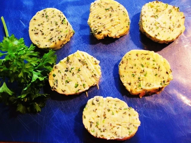 Rezept: Butter "Cafe de Paris" Bild Nr. 6 Butter "Cafe de Paris" - Rezept - Bild Nr. 6