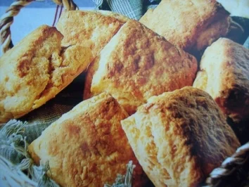 Kartoffelbrötchen mit Speck ( ergibt 10 Stück ) - Rezept