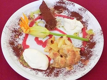 Aufgepimpte Zimptäpfel, Zitronenfraîche und Schokoladenparfait - Rezept - Bild Nr. 9