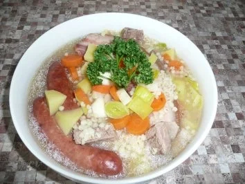 Bäuerlicher Graupeneintopf - Rezept