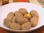 Ofenkartoffeln mit Knoblauchbutter aus geröstetem Knoblauch - Rezept