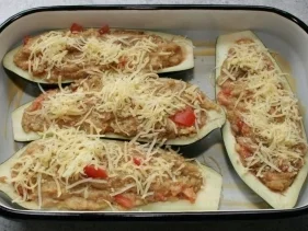 Rezept: Gefüllte Auberginen Gefüllte Auberginen - Rezept
