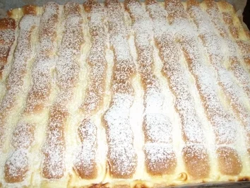 K u. K   HOFTOPFENGITTERKUCHEN - Rezept