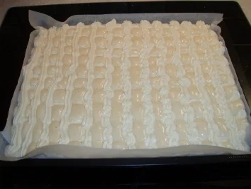 K u. K   HOFTOPFENGITTERKUCHEN - Rezept