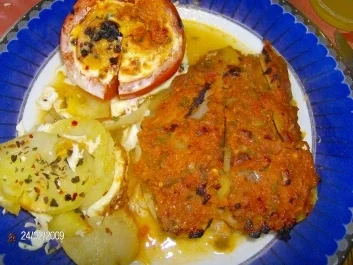 Seelachsfilet mit Tomaten-Parmesan-Kruste und einem neuen Schuppenkleid - Rezept