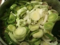 Hackfleisch-Lauch-Nudel-Pfanne - Rezept - Bild Nr. 3